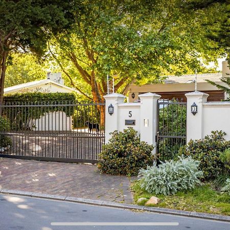 Guest Suite - Leafy Constantia Guest House Kapstadt Exterior foto